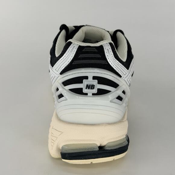 New Balance 1960R White Black U1906RCI Mens Size 10 NEW Sneakers main image 6